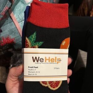 Men's or women’s Black and Red Socks - 4 Pairs